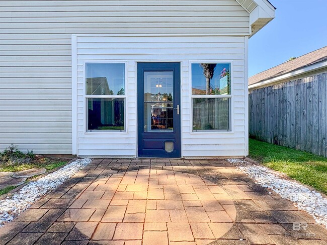 Building Photo - 7943 Audubon Dr