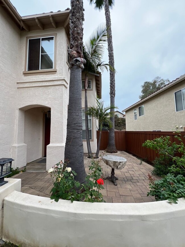 Building Photo - Beautifully Remodeled Poway Home