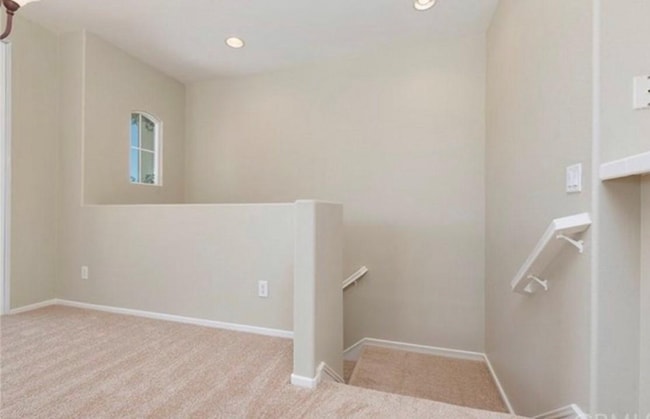 Building Photo - 1800 E Lakeshore Dr