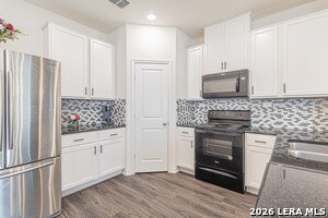 Building Photo - 1518 Overlook Cove