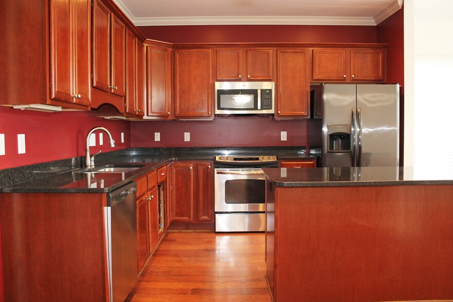 Building Photo - 33 Elk Ridge Ln