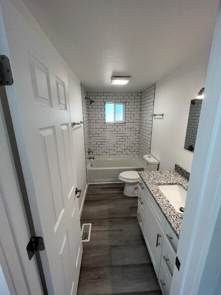 Building Photo - 6876 S 90 E