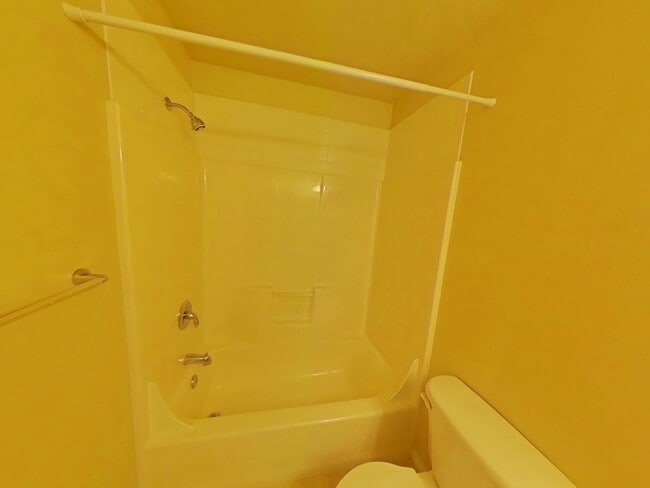 Building Photo - HOA ~ 3 Bedroom Townhouse ~ North Corvallis