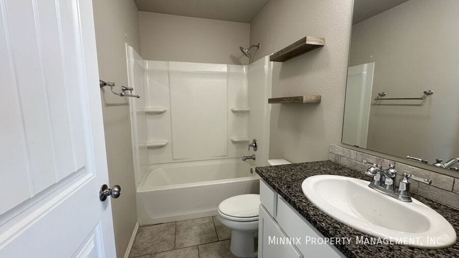 Building Photo - 7503 101st St