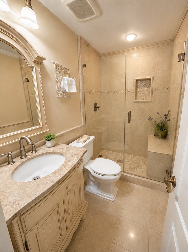 Building Photo - 606 Pinecrest Ln