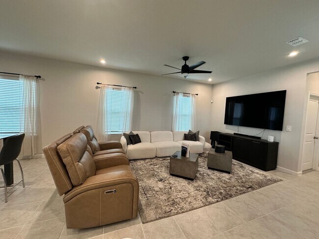Building Photo - Beautiful Apopka Home For Rent!