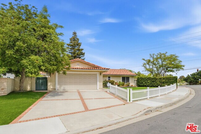 Building Photo - 29107 Hillrise Dr