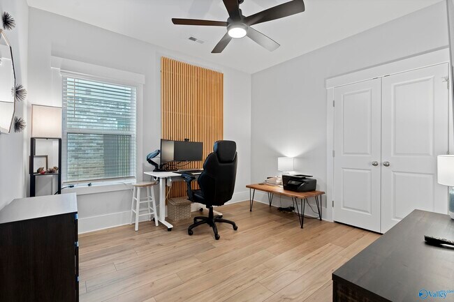 Building Photo - 12690 Tallulah Dr