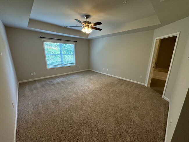Building Photo - Modern 3/2.5 Townhome in Woodstock- $2,350