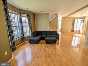 Building Photo - 62 Shelley Cir