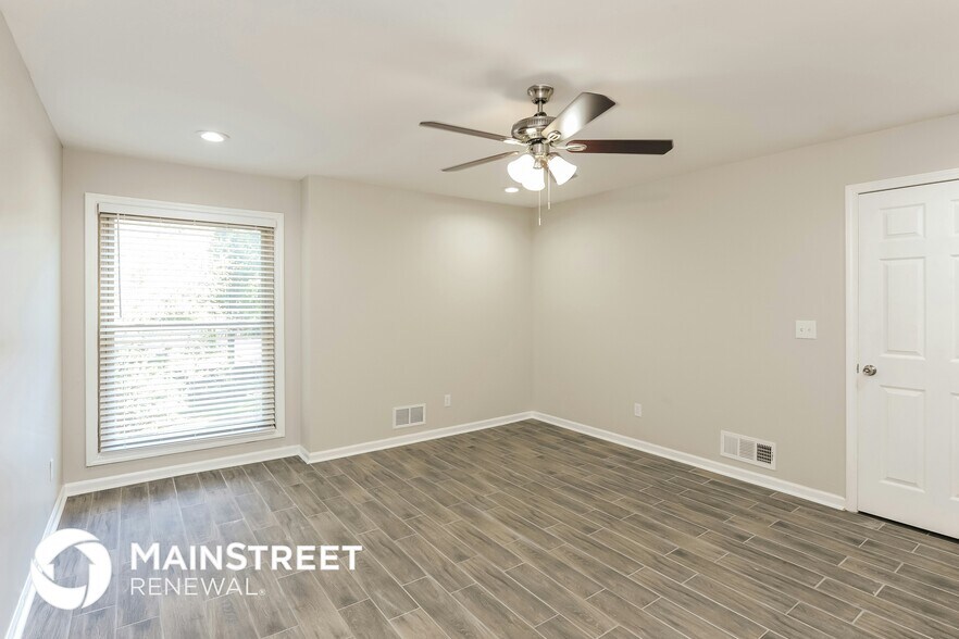 Building Photo - 5168 Legendary Ln