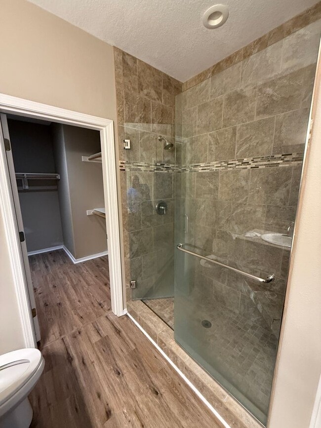 Building Photo - Felida Area - 3 bedroom, 2.5 bath