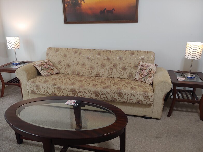 Building Photo - 490 Old Highway 81