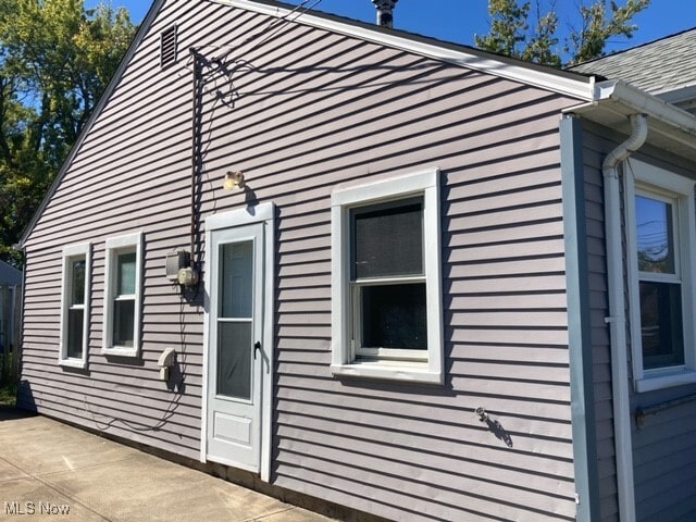 Building Photo - 5721 Flowerdale Ave