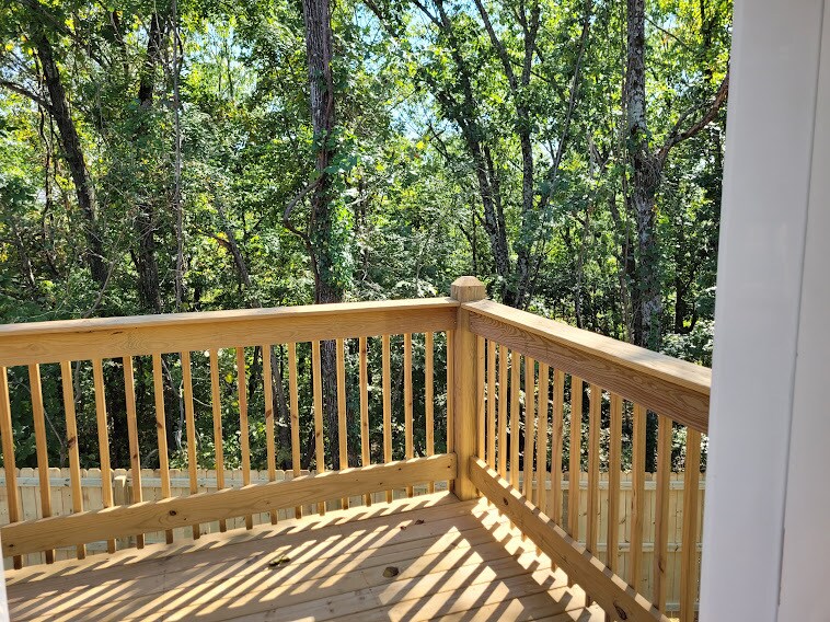 Building Photo - 305 Dogwood Pl
