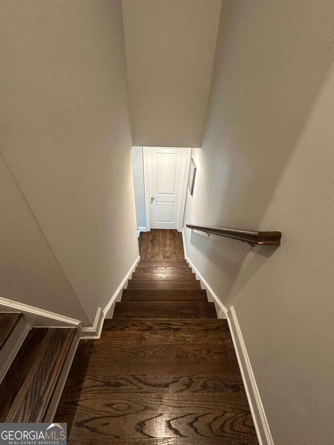 Building Photo - 1508 Slopeside Loop SE