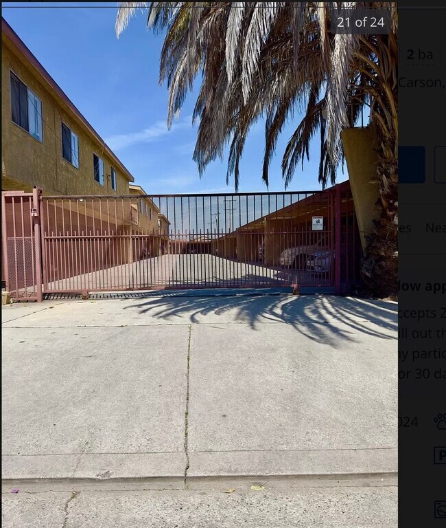 Building Photo - 22718 Figueroa St