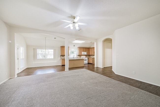 Building Photo - 17515 Fairgrove Park Dr