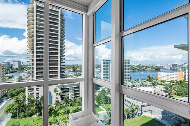 Building Photo - 101 S Fort Lauderdale Beach Blvd