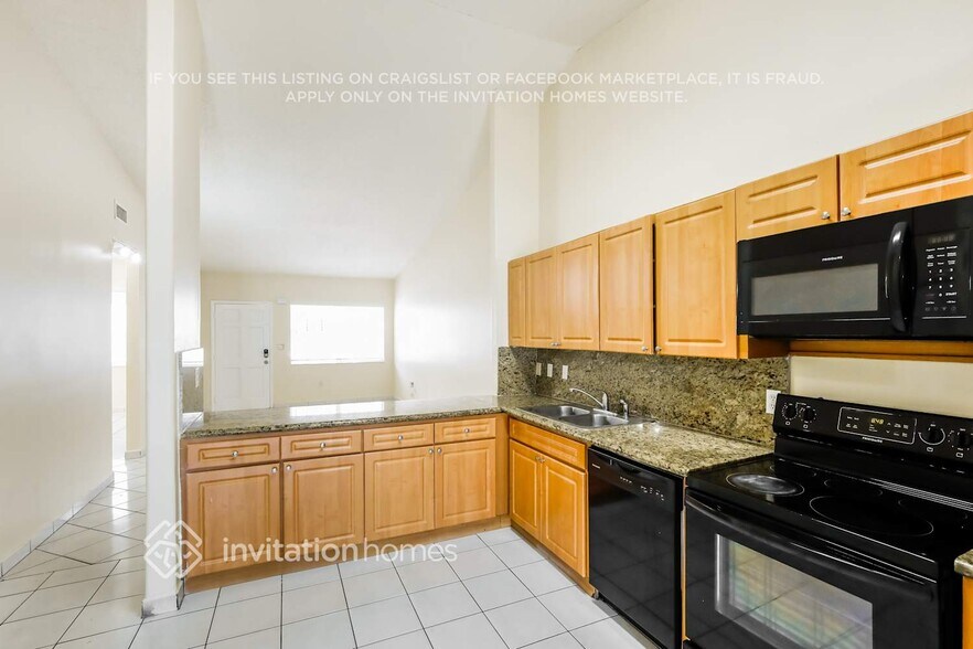 Building Photo - 7421 W 29th Way