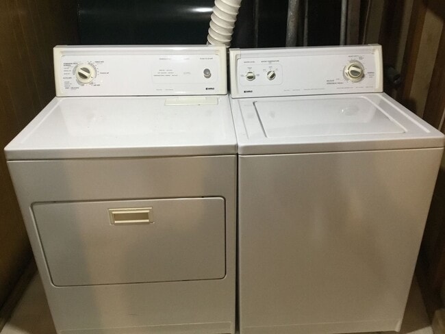 Building Photo - UNIVERSITY MID CENTURY