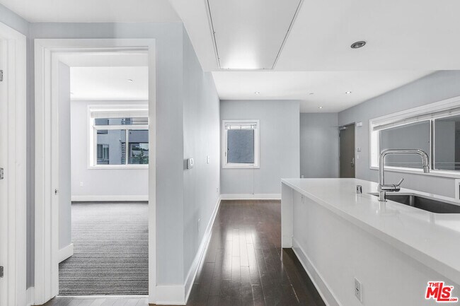 Building Photo - 1730 Sawtelle Blvd