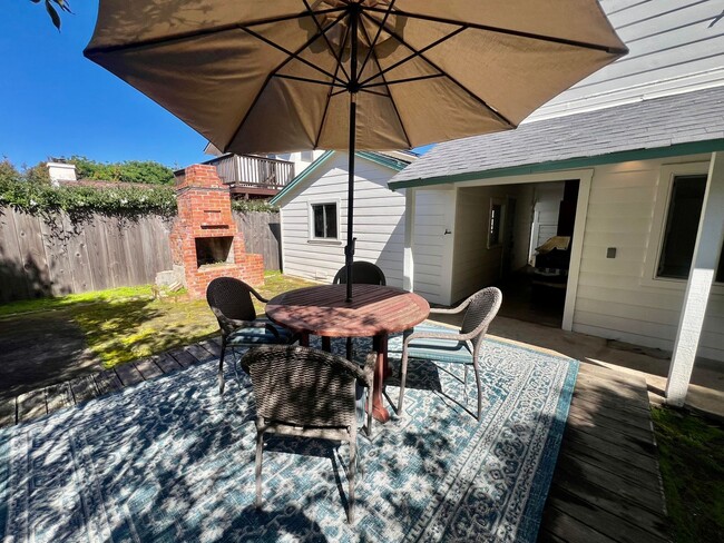 Building Photo - Charming Furnished Home in PG available May 01, 2026!