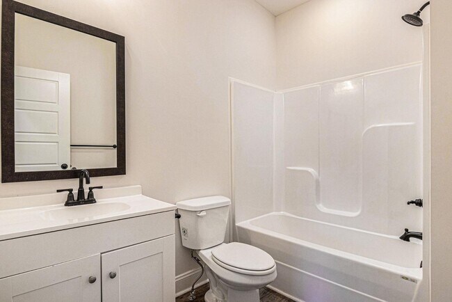 Building Photo - 550 Peachers Mill Rd