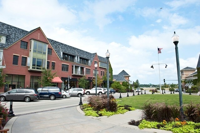 Building Photo - 1801 Tower Dr