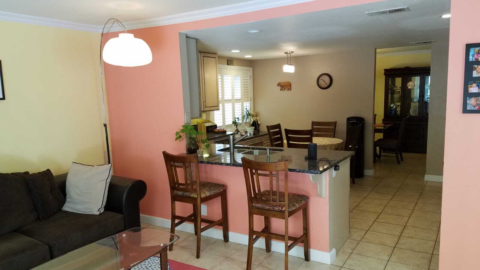 Building Photo - 10993 Avenida de los Lobos