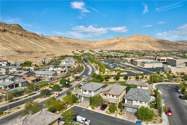 Building Photo - 7017 Pearl Hilltop Ct