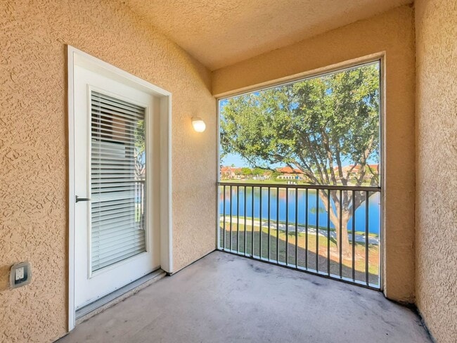 Building Photo - Beautiful 3-Bedroom Condo with 2-Car Garag...