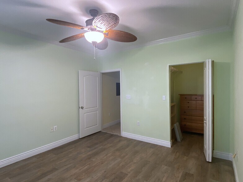 Building Photo - 2755 Via Capri #1235