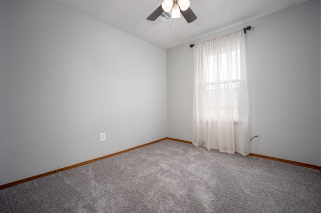 Building Photo - 3109 SW 95th St
