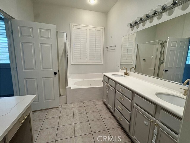 Building Photo - 12169 Wembley Ct
