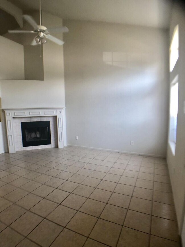 Building Photo - 4bd/2.5ba in Killeen TX