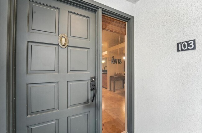 Building Photo - Furnished 2-Bed, 2-Bath Condo in Gainey Ranch