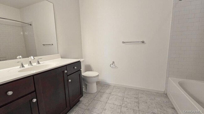 Building Photo - 207 NY-207