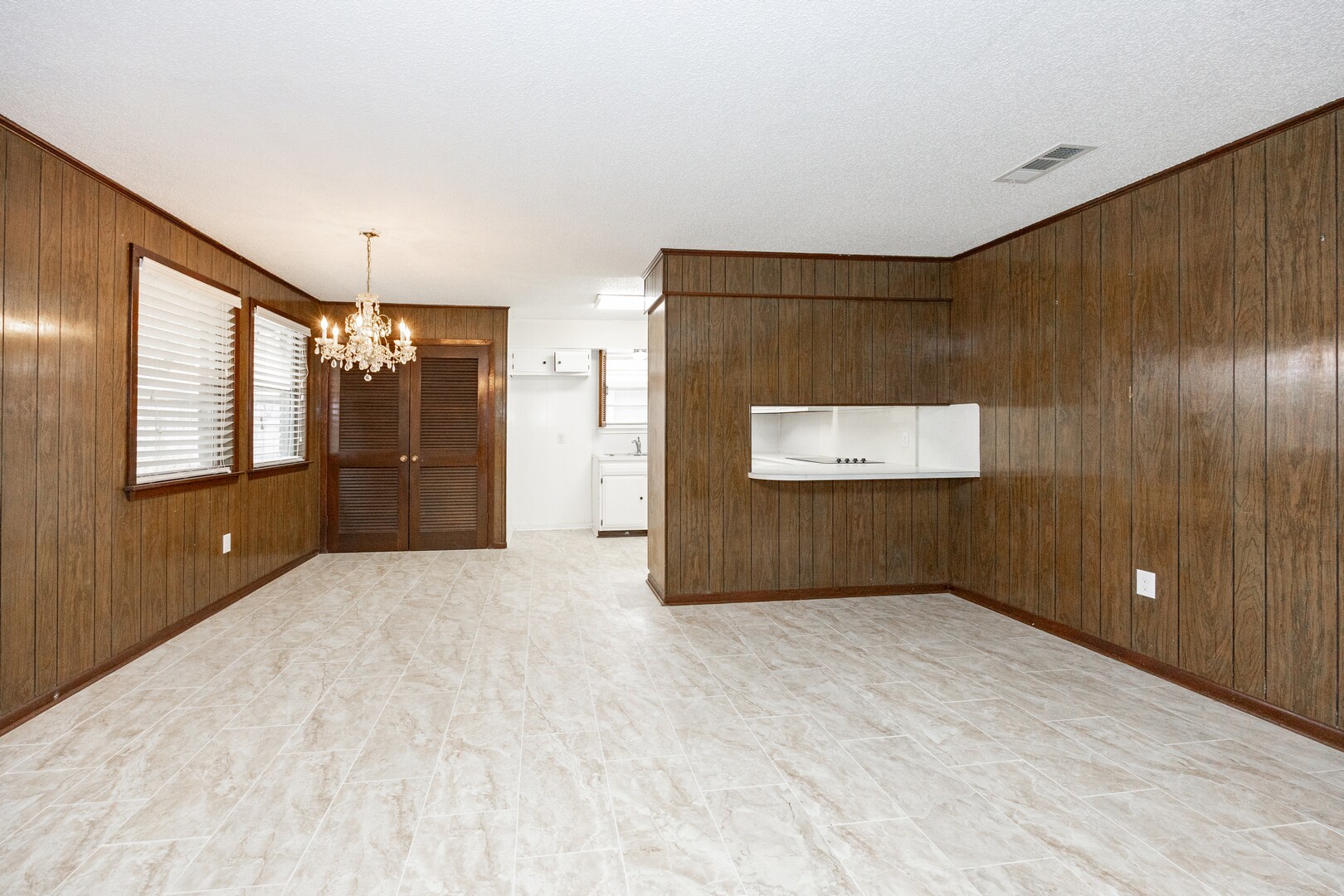 Building Photo - 12114 Tams Dr
