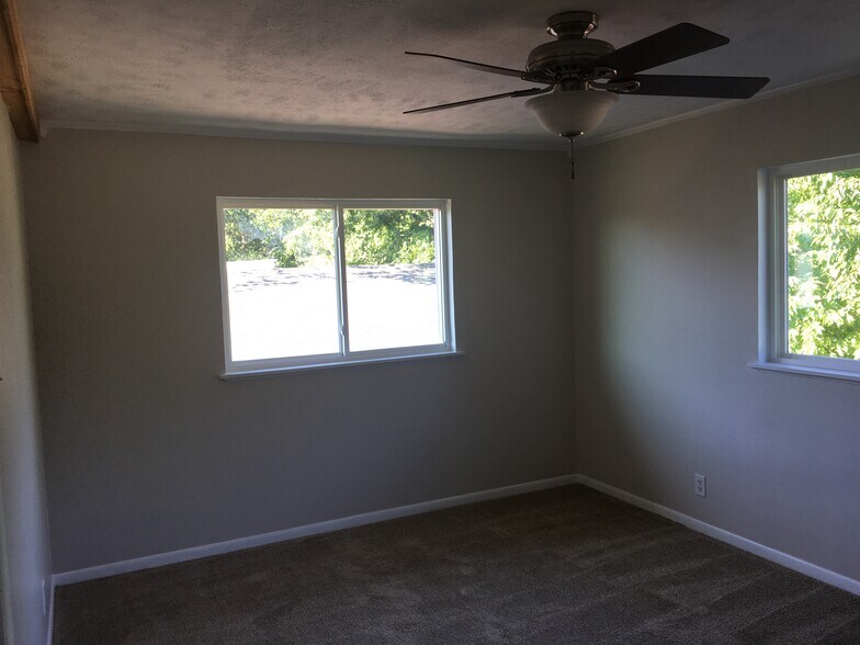 Bedroom 2 - 312 Jagoe St