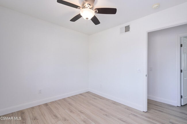 Building Photo - 28955 Oakpath Dr