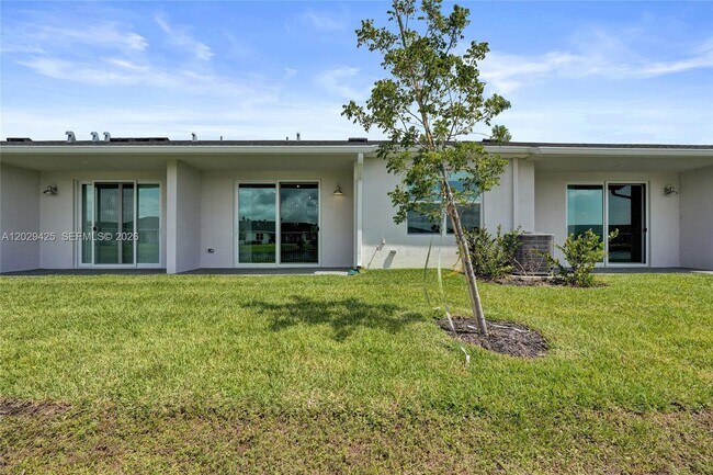 Building Photo - 3777 Harborside Ave