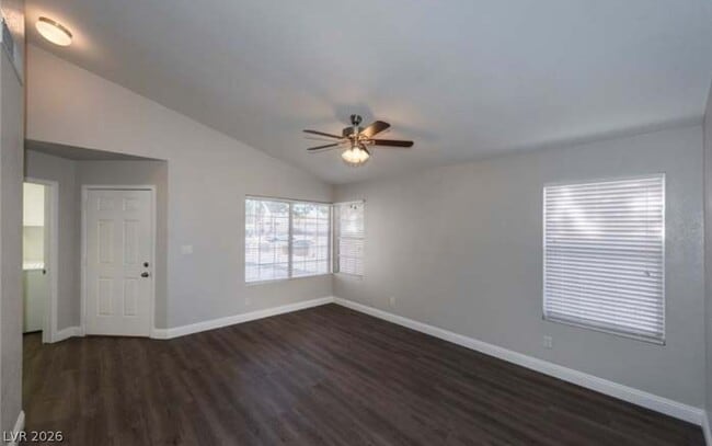 Building Photo - 1012 Holliston Cir