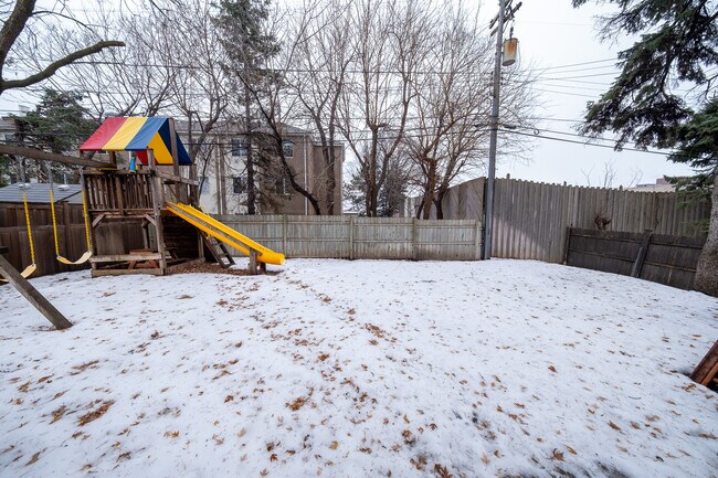 Building Photo - 5029 Hankerson Ave