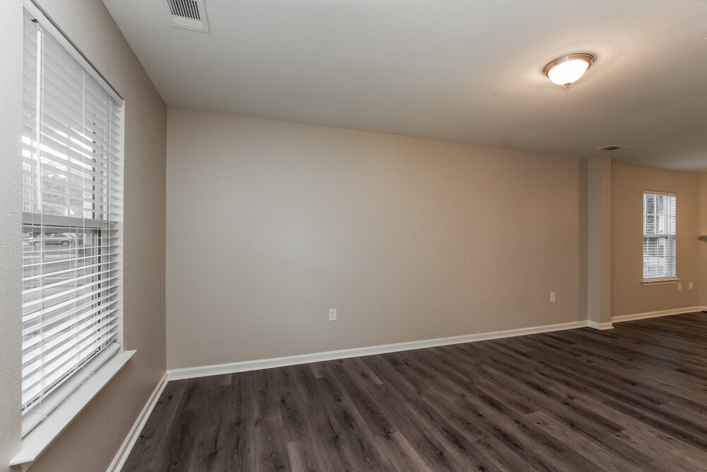 Building Photo - 2224 Gooseberry Rd