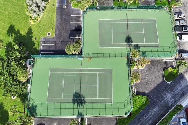 Building Photo - 5510 N Ocean Dr