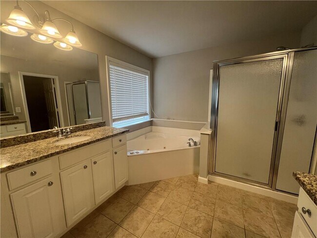 Building Photo - 1510 Belmont Hills Dr