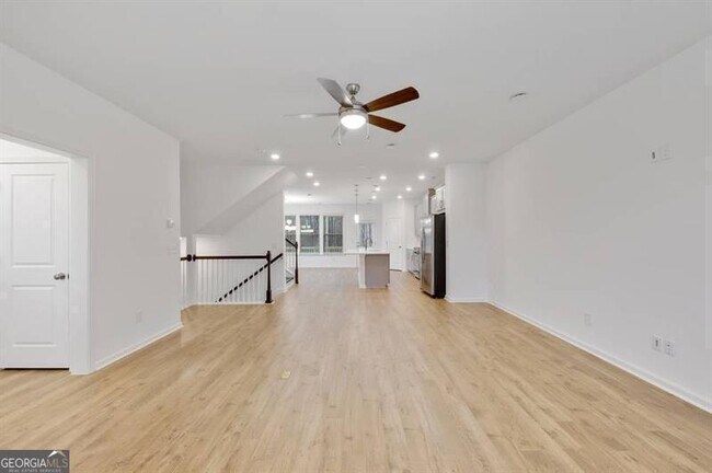 Building Photo - 1466 Halstead Pl