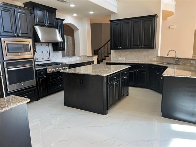 Building Photo - 1114 Backbay Dr