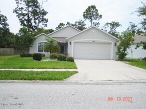 Building Photo - 2554 Ventura Cir